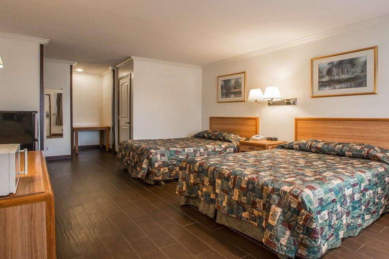 Rodeway Inn Riverside Ngoại thất bức ảnh