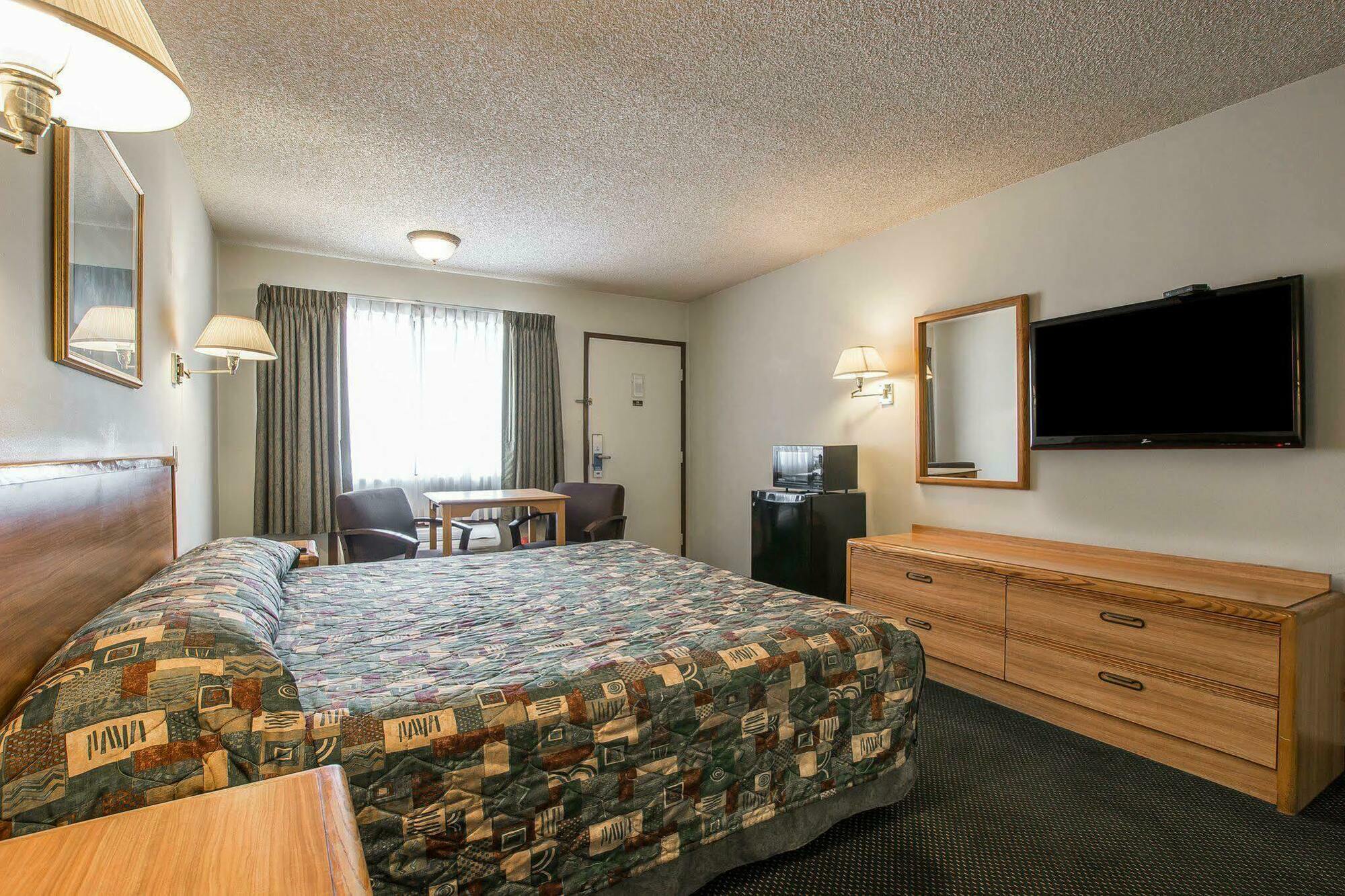 Rodeway Inn Riverside Ngoại thất bức ảnh